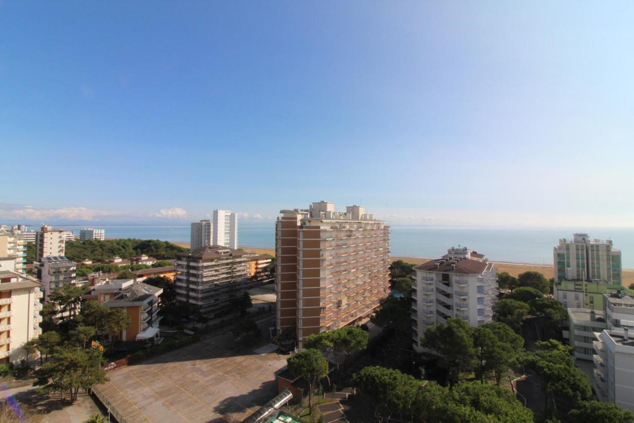 Appartamenti Puerto Do Sol Lignano Sabbiadoro Eksteriør billede