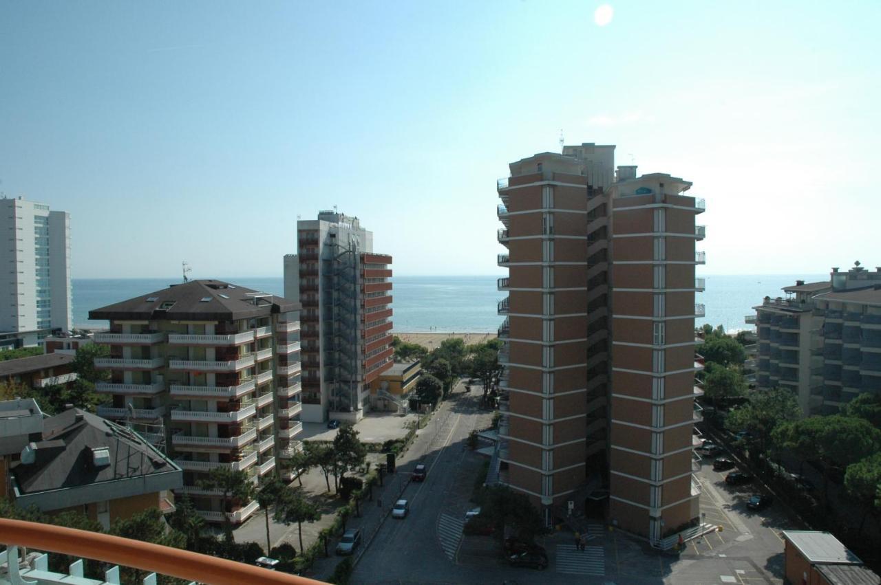 Appartamenti Puerto Do Sol Lignano Sabbiadoro Eksteriør billede
