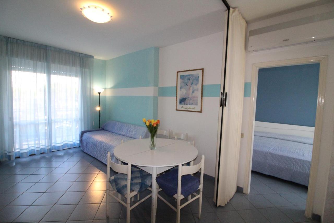 Appartamenti Puerto Do Sol Lignano Sabbiadoro Eksteriør billede
